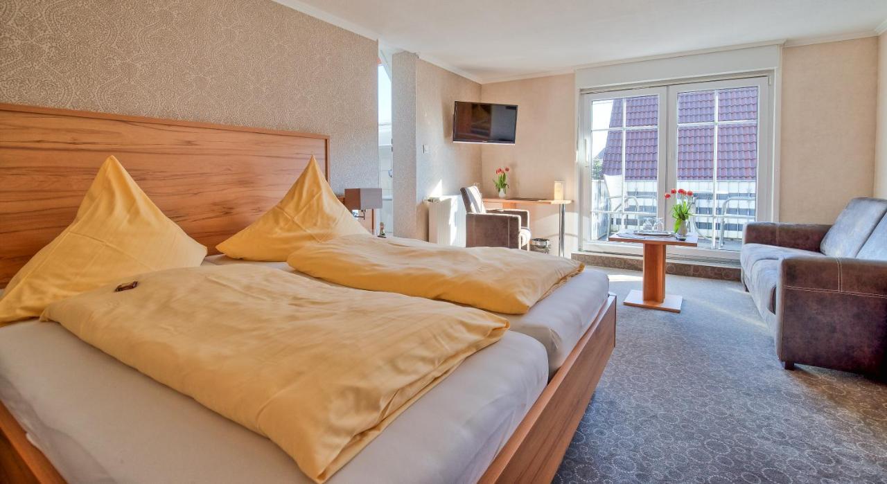 Hotel Peters นอยฮาร์ลิงเงอซีล ภายนอก รูปภาพ